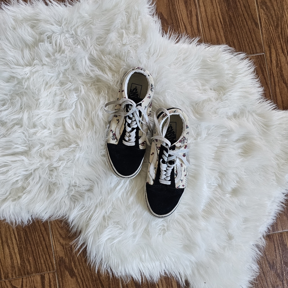 Old Skool Vans Lace-Up Canvas Sneakers w/White Floral Print & Black Leather